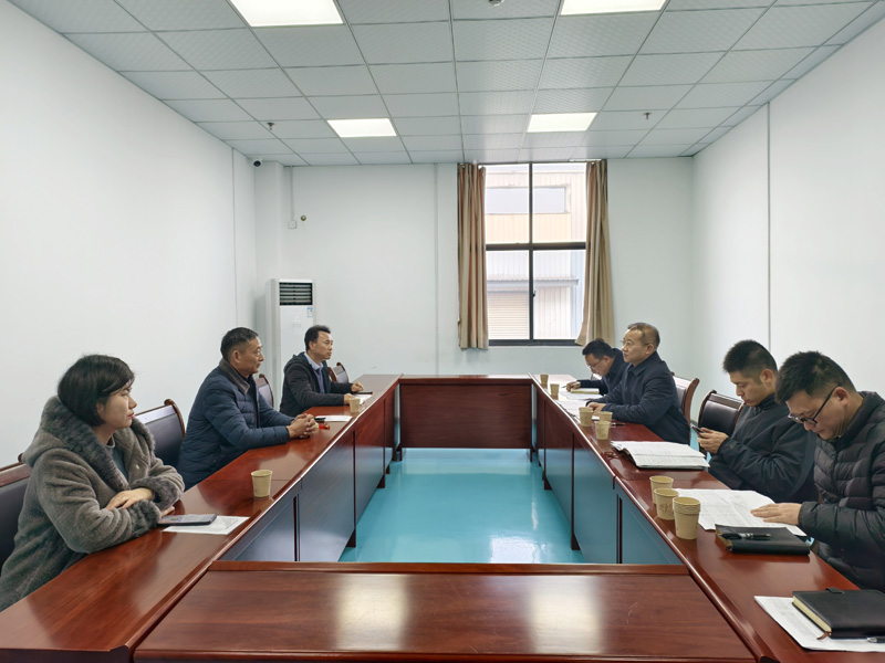 Focusing on chip technologies and empowering a new future – Yichang Municipal Bureau of Commerce visits Uchip IOT for inspection and discussion on a new chapter of industrial development.
